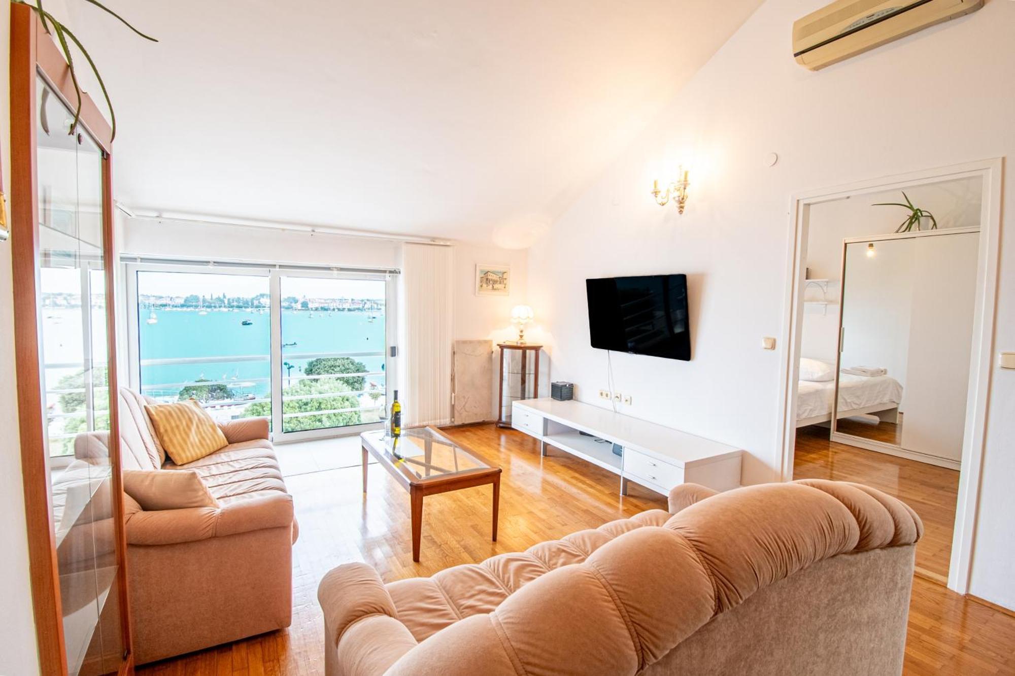 Apartment Umag Center Istria Croatia With Seaview By Rentistra Exteriör bild
